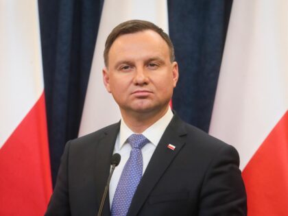 Andrzej Duda podpisał nową umowę. Chodzi o “Solidarność”