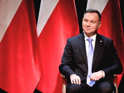 TVP chwali Andrzeja Dudę. Zamiast materiału wyszedł spot wyborczy!