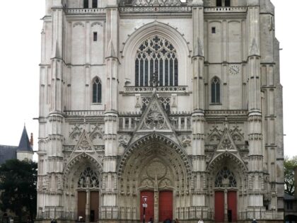 Kolejny pożar katedry we Francji! Kto podpala świątynie?