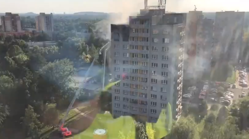Pożar wieżowca w Czechach