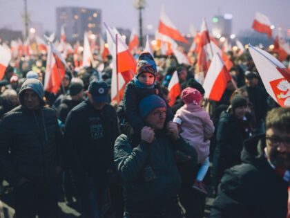 Rafał Trzaskowski zakazał Marszu Niepodległości! Zrzuca winę na Sanepid!